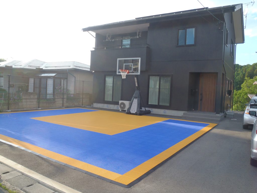 K邸のバスケットコート 一會建築